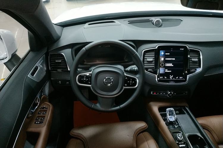 Used Volvo XC90 2021 B6 Luxury Smart Edition 7-Seater Steering Wheel