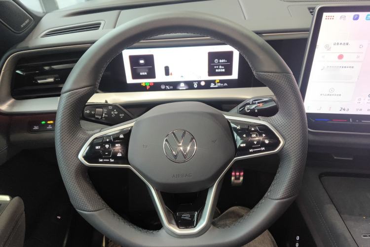 Used Volkswagen Teramont 2025 Tiguan Pro 450TSI Four-Wheel Drive Summit Edition
