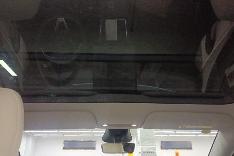 Used Tesla Model Y 2025 Rear-Wheel-Drive Version