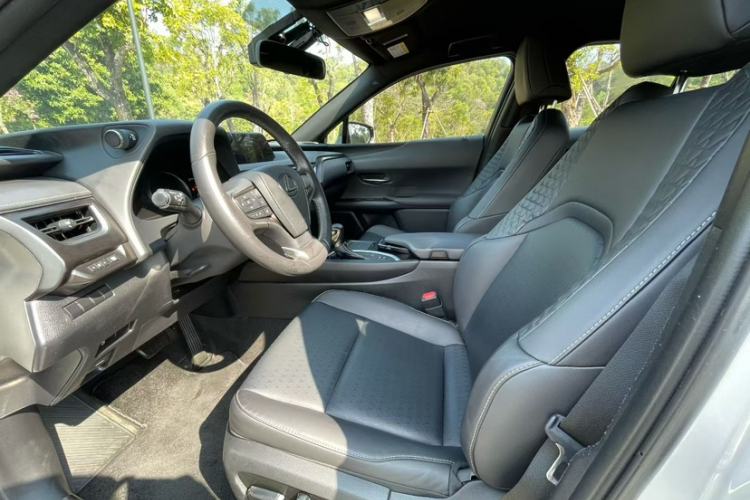 Used Lexus UX 2019 260h Explore-Cool Edition China VI Standard