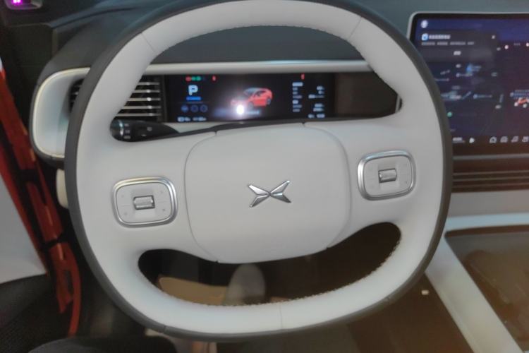Used XPeng G6 2023 580 Long-Range Max Steering Wheel
