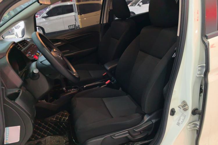 Used Honda Fit 2018 1.5L CVT Comfort Sunroof Version Left Front Seat