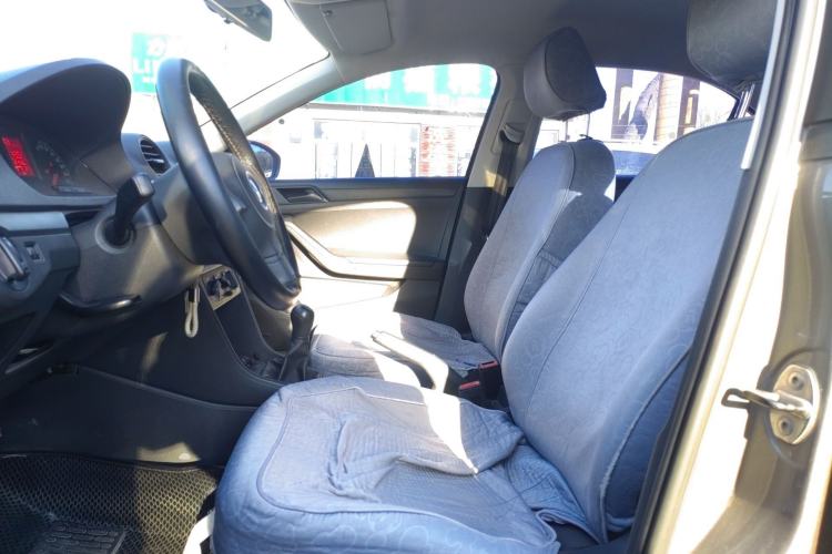 Used Volkswagen Jetta 2013 1.6L Manual Fashion Edition