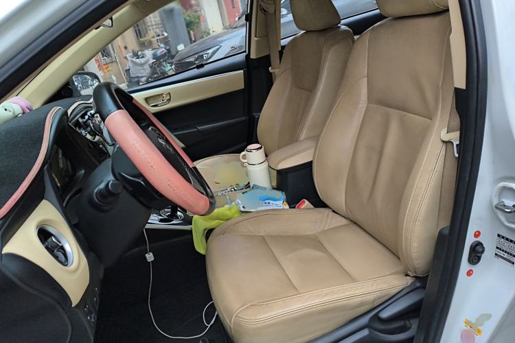 Used Toyota Corolla 2017 Revised Dual-Engine 1.8L E-CVT Elite Edition Left Front Seat