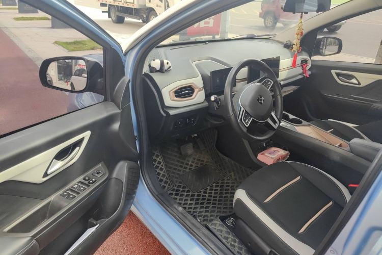 Used SOL E10X 2021 302 km Range Luxury Version 30.2 kWh