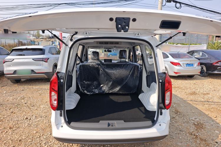 Used Wuling Hongguang New Energy 2025 Extended-Range Hybrid 50 km Standard Version Trunk