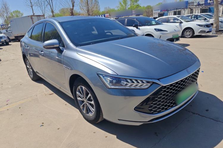 Used BYD Qin PLUS 2024 HONOR Edition DM-i 55KM Leading Model Front Right 45 Deg