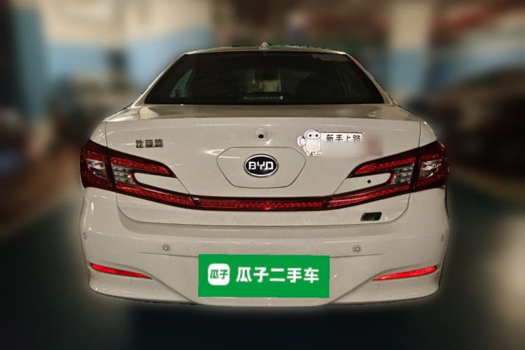 Used BYD Qin New Energy 2015 1.5T Dual-Crown Flagship Plus Edition
