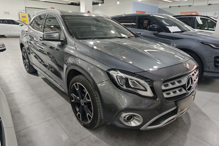 Used Mercedes-Benz GLA 2017 GLA 220 4MATIC Fashion Model
