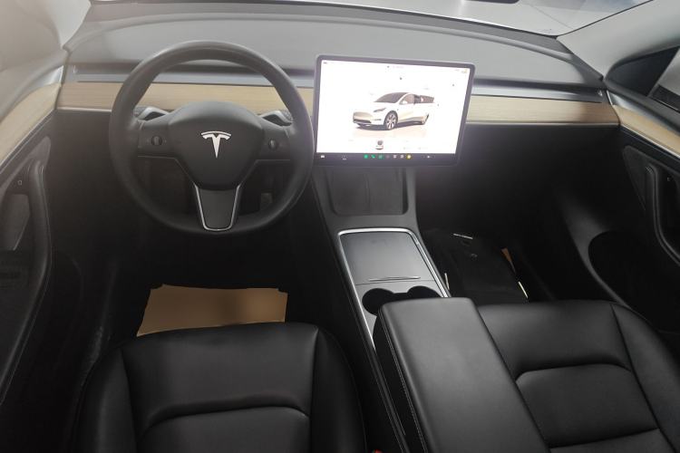 Used Tesla Model Y 2022 Rear-Wheel-Drive Version