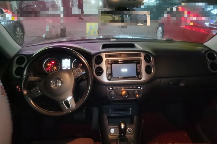 Used Volkswagen Tiguan 2013 2.0 TSI Automatic All-Wheel-Drive Flagship Edition