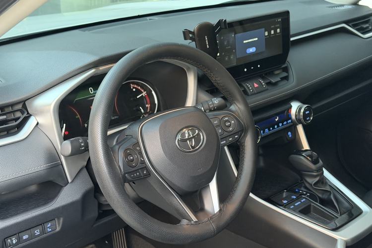 Used Toyota RAV4 2020 2.0L CVT Two-Wheel Drive Fashion Edition