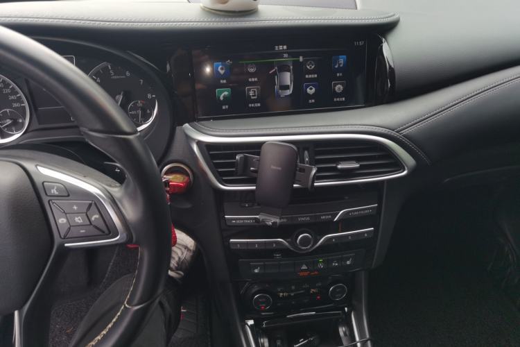 Used Infiniti QX30 2017 1.6T Two-Wheel-Drive Sport Edition
