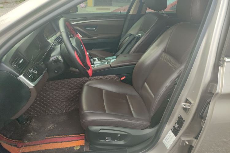 Used BMW 5 Series 2017 525Li Luxury Design Package Left Front Seat