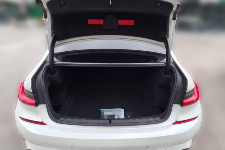 Used BMW 3 Series 2021 Second Facelift 325i M Sport Package Trunk