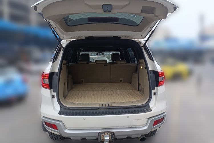 Used Ford Everest 2017 2.0T Gasoline Automatic 4x4 Luxury Edition 7 Seats