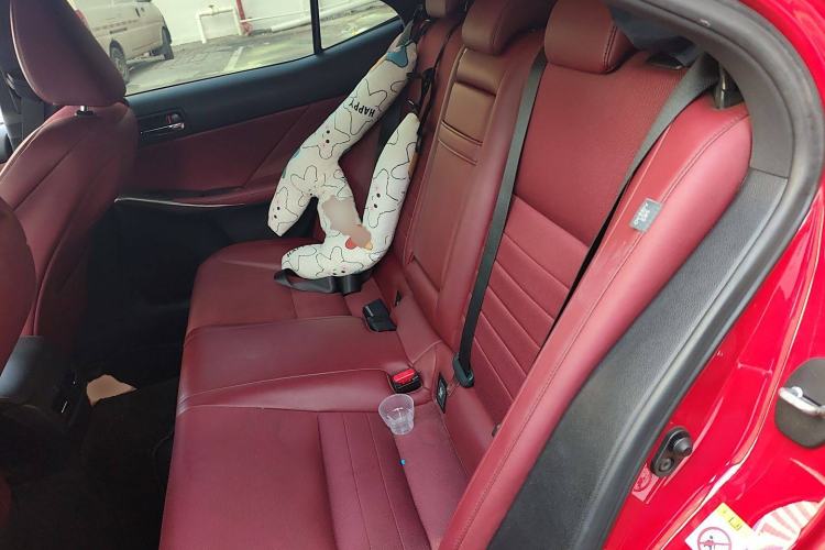 Used Lexus IS 2015 200t F SPORT
