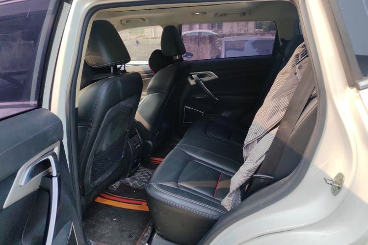 Used Geely Auto Emgrand X7 Sport 2018 1.8TD Automatic Two-Wheel Drive Zhiya Model Left Rear Seat