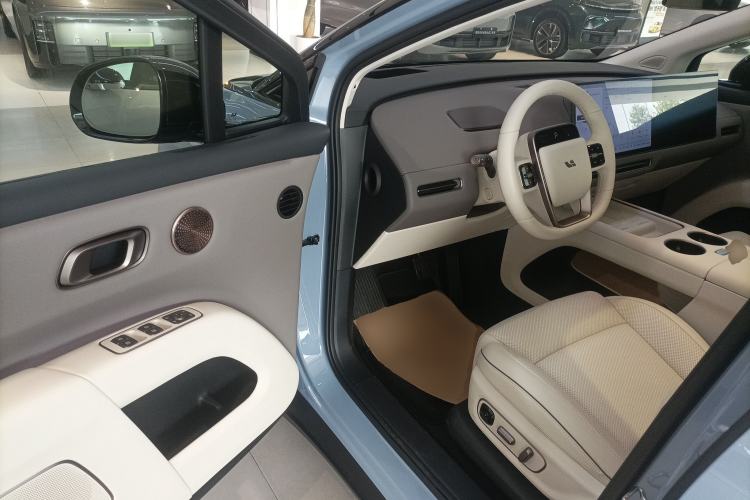 Used Li Auto i8 2025 Model Standard Version Driver Seat