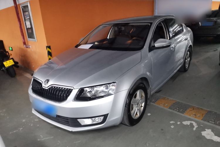 Used Skoda Octavia 2015 1.6L Automatic Eado Edition