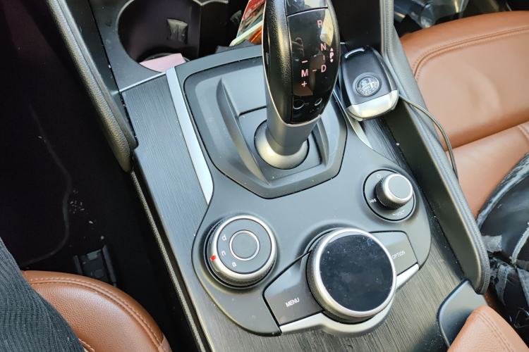 Used Alfa Romeo Giulia 2017 2.0T 280HP Luxury Edition