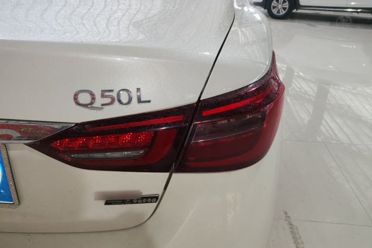 Used Infiniti Q50L 2021 2.0T Comfort Edition Right Rear Taillight