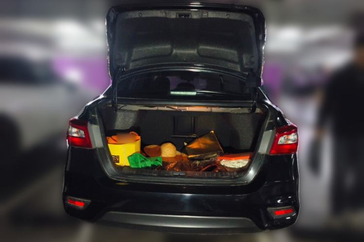 Used Nissan Sylphy 2019 1.6XV CVT Smart Connect Luxury Edition China V Standard Trunk