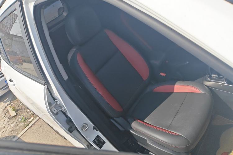 Used CHANGAN CS15 2016 1.5L Manual Fashion Edition
