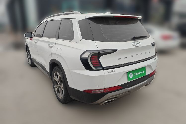 Used Hyundai Santa Fe 2023 Traveler 380T GDi Automatic Two-Wheel Drive GLX Elite Edition
