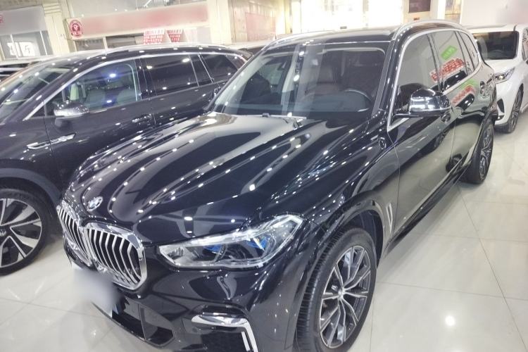 Used BMW X5 2022 Restyled xDrive 30Li Luxury Version M Sport Package