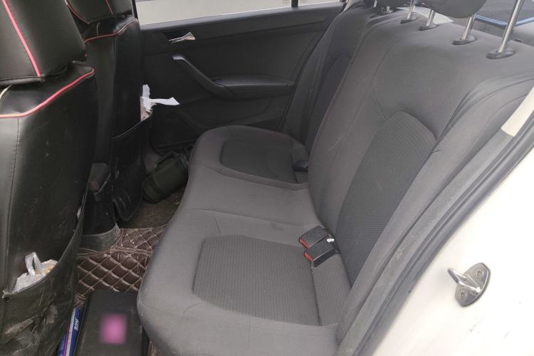 Used Volkswagen Santana 2015 1.6L Manual Fashion Edition