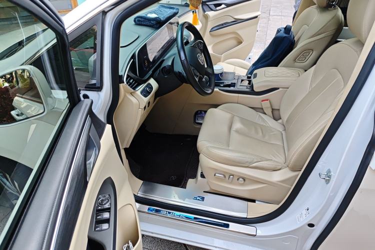 Used Buick GL8 2023 ES Lu Zun Deluxe Model