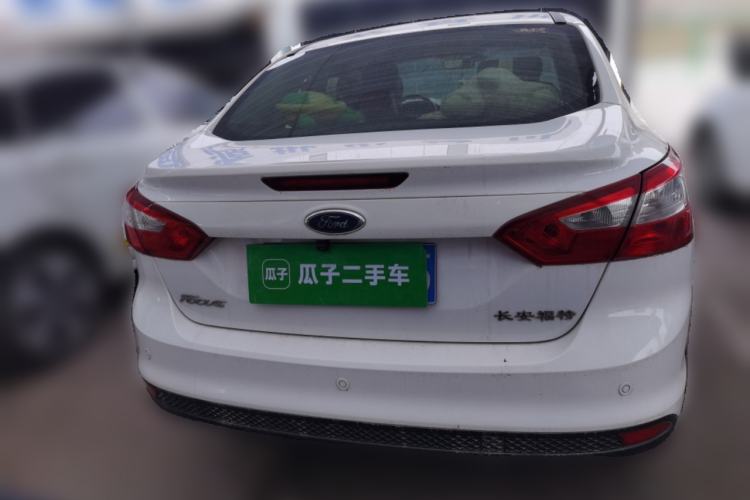 Used Ford Focus 2012 Sedan 1.6L Automatic Fashion Edition