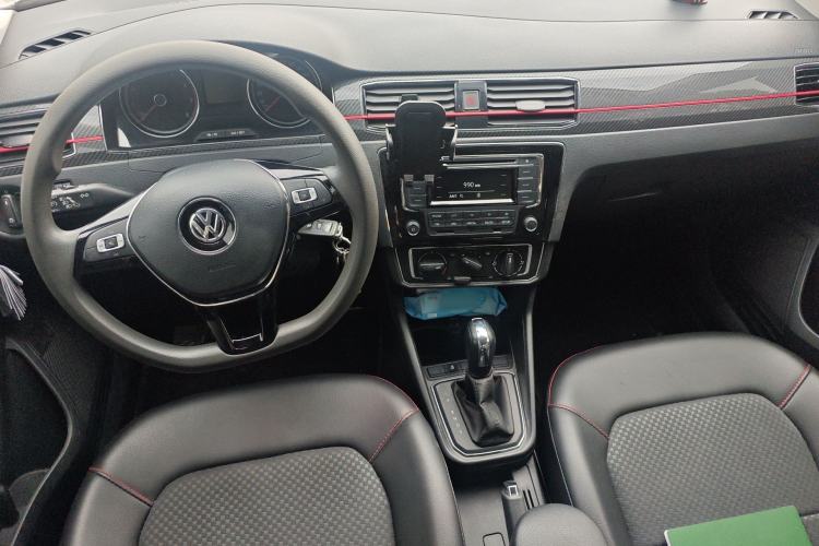 Used Volkswagen Santana 2018 Haval H9 1.5L Automatic Comfort Edition Center Console