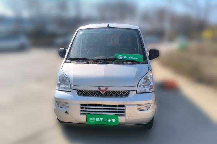 Used Wuling Rongguang EV 2020 Window-Sealed Basic Version 5 Seats 300 KM Exterior 1