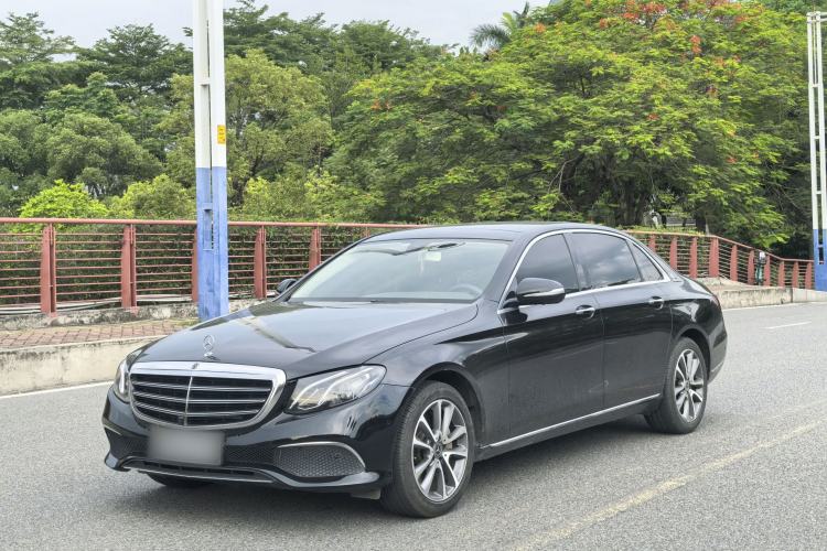 Used Mercedes-Benz E-Class 2018 Facelift E 300 L Luxury Edition