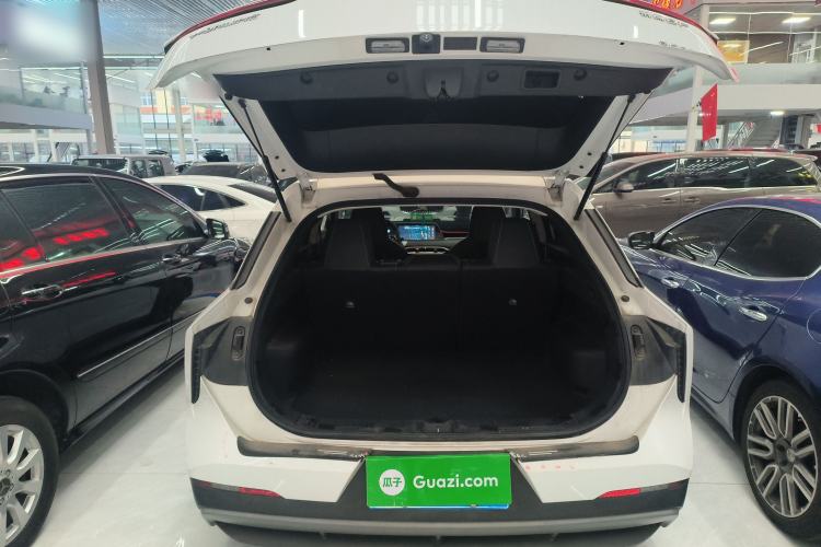 Used Venucia V 2023 260T Idol Edition Pro