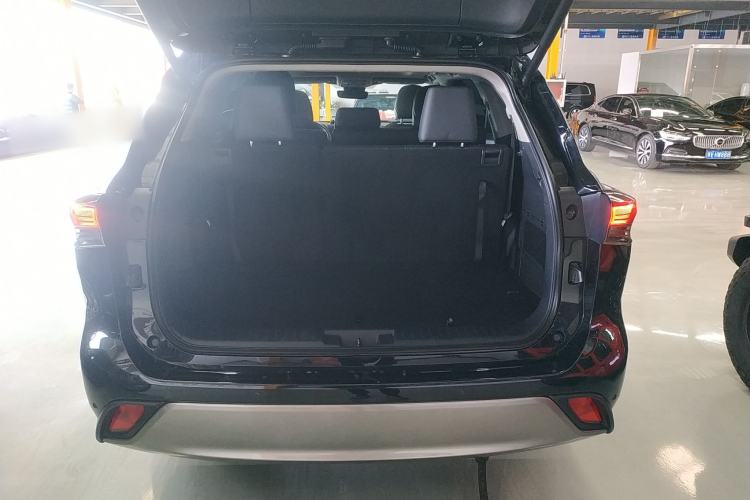 Used Toyota Highlander 2022 Dual-Engine 2.5L Four-Wheel Drive Prestige Version 7 Seats
