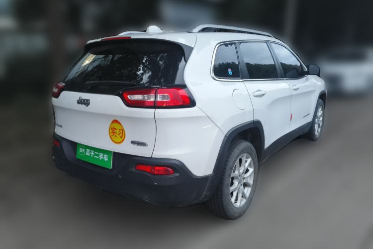 Used Jeep Cherokee 2014 2.4L Urban Edition Rear Right 45 Deg