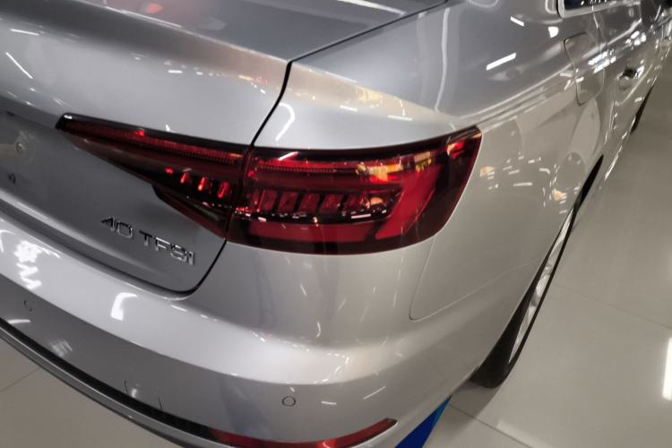 Used Audi A4L 2018 30th Anniversary Edition 40 TFSI Fashion Model