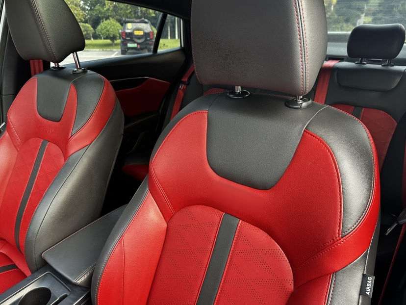 Dongfeng Aeolus Yixuan 2022 230T Automatic Adaptive-Beam Knight Edition — снимка 18