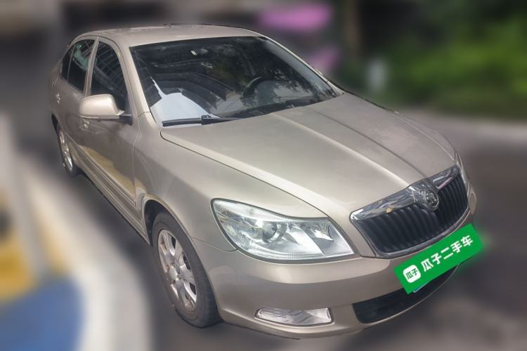 Used Skoda Octavia 2014 1.6L Manual Eado Edition