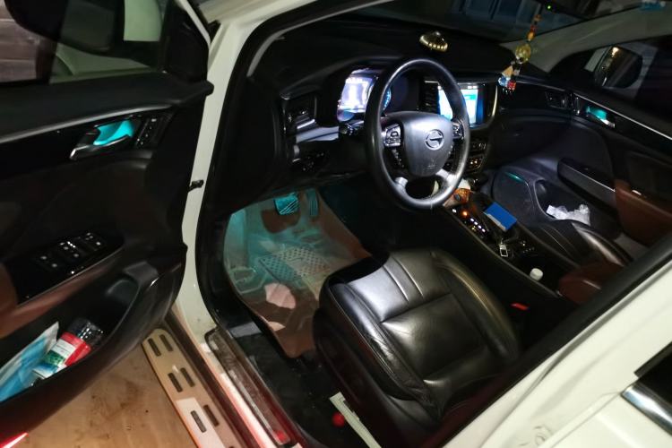 Used GAC Trumpchi GS7 2017 320T Two-Wheel-Drive Luxury Smart Connectivity Model
