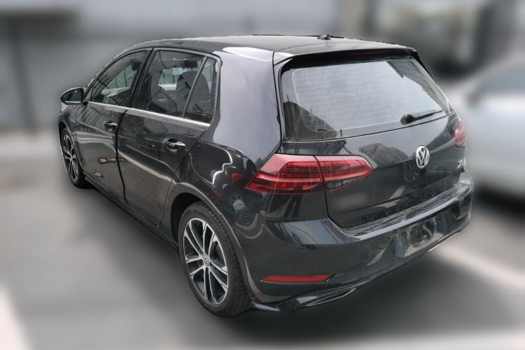 Used Volkswagen Golf 2020 Charming Edition 280TSI DSG R-Line Rear Left 45 Deg