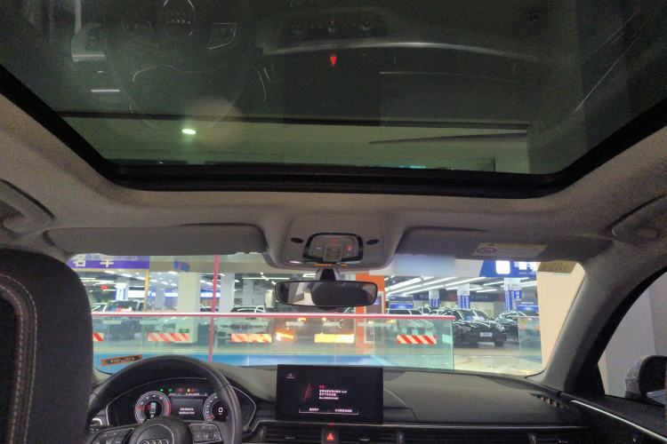 Used Audi A4L 2020 40 TFSI Fashionable and Elegant Model
