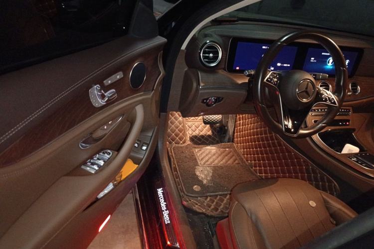 Used Mercedes-Benz E-Class New Energy 2022 Restyled E 350 e L Plug-in Hybrid Sedan
