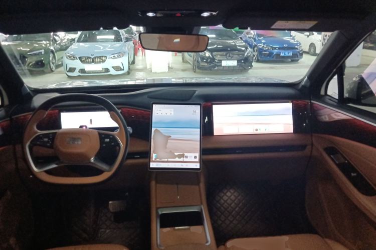 Used Geely Galaxy L7 2025 3DHT 115km Starship Edition Center Console