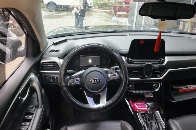 Used Kia Sportage R 2018 2.0L Automatic Smart Luxury Version China V Standard Steering Wheel