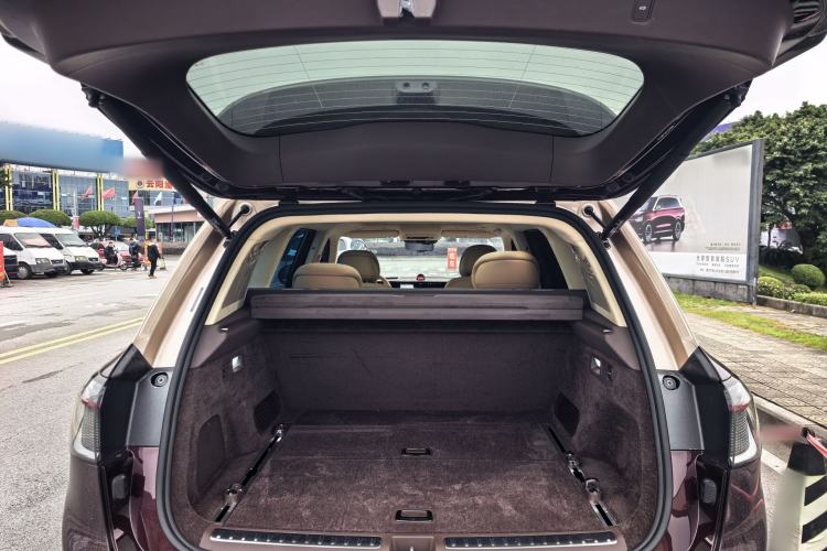 Used Hima AITO M9 2025 Extended-Range Ultra Version 52 kWh 5-Seater Edition