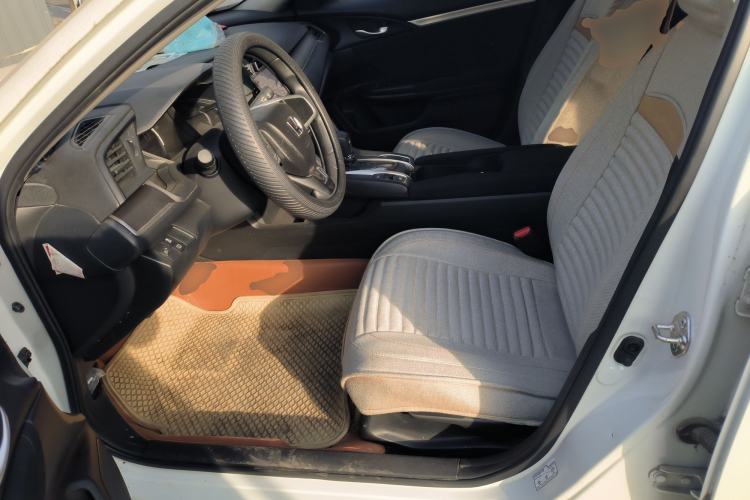 Used Honda Civic 2016 180TURBO CVT Comfort Version
